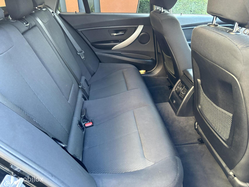 BMW 3-serie Touring 316d High Executive