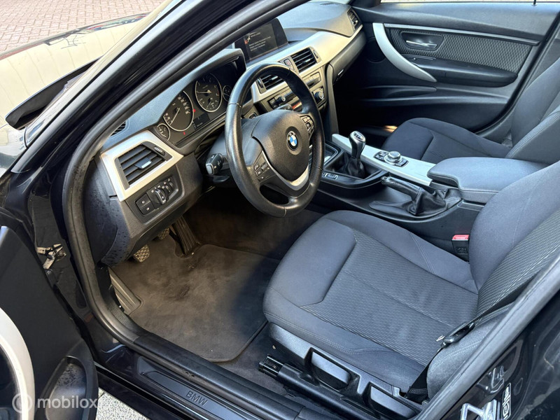 BMW 3-serie Touring 316d High Executive