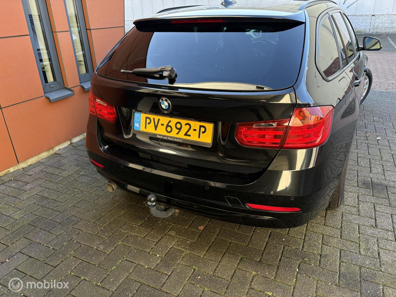 BMW 3-serie Touring 316d High Executive