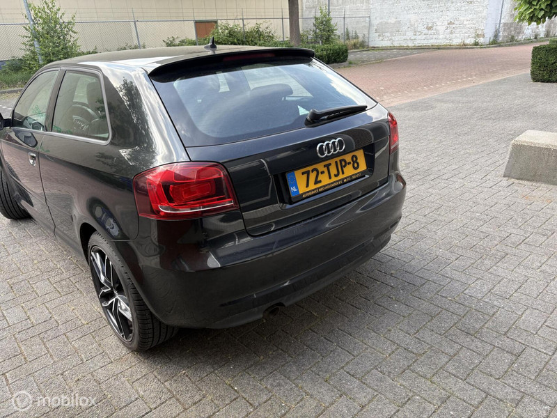 Audi A3  1.6 TDI Ambiente Pro Line