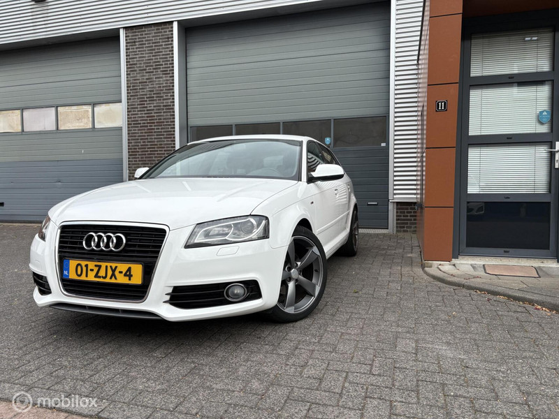 Audi A3 Sportback 1.2 TFSI Ambition Pro Line S