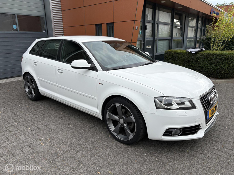 Audi A3 Sportback 1.2 TFSI Ambition Pro Line S