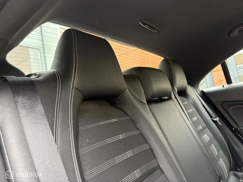 Mercedes CLA-klasse 180 Business Solutionupgrade Edition