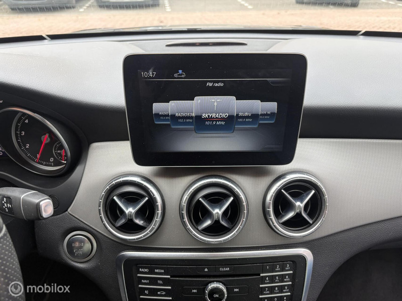 Mercedes CLA-klasse 180 Business Solutionupgrade Edition