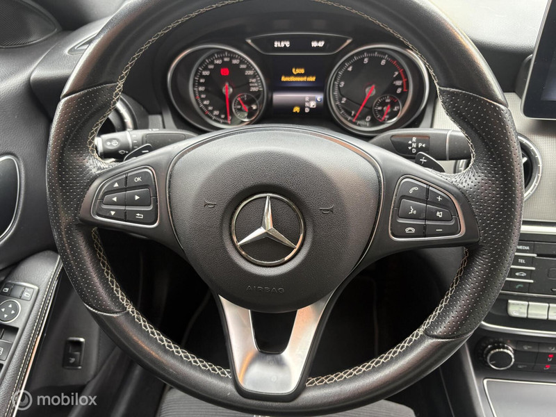 Mercedes CLA-klasse 180 Business Solutionupgrade Edition
