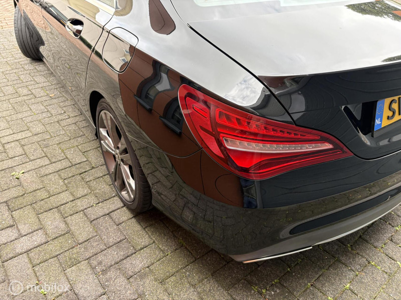 Mercedes CLA-klasse 180 Business Solutionupgrade Edition