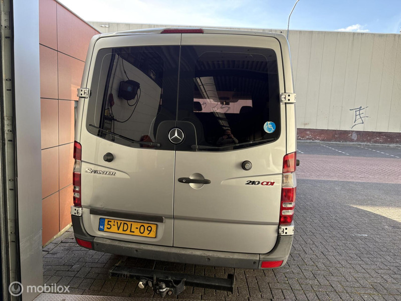 Mercedes Sprinter bus 210 D lang 2 h1
