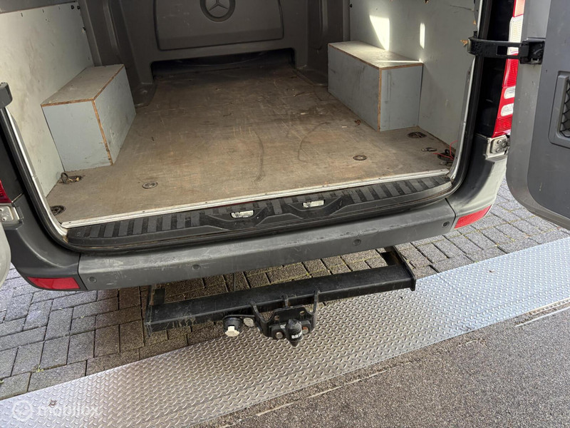 Mercedes Sprinter bus 210 D lang 2 h1