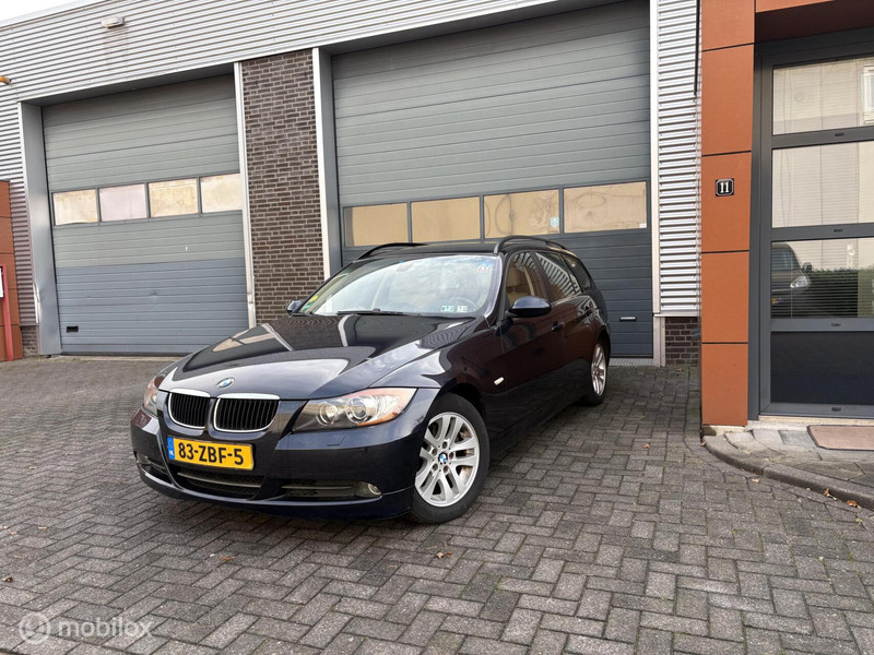 BMW 3-serie Touring 325xi High Executive