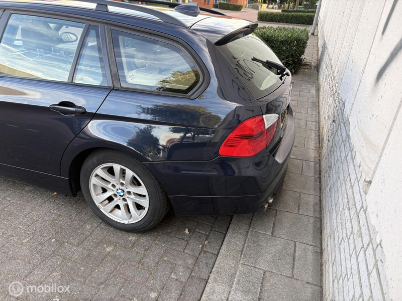 BMW 3-serie Touring 325xi High Executive