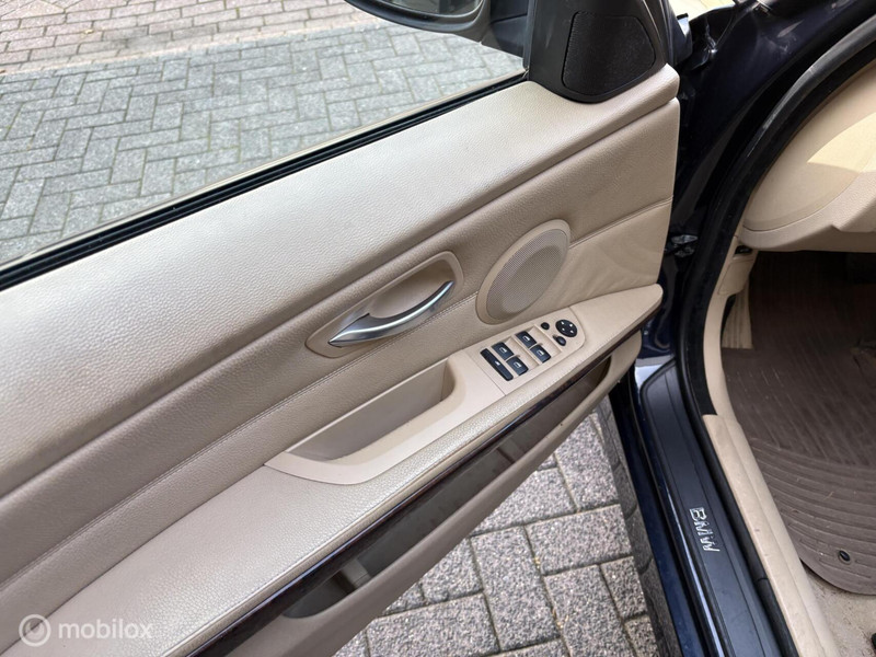 BMW 3-serie Touring 325xi High Executive