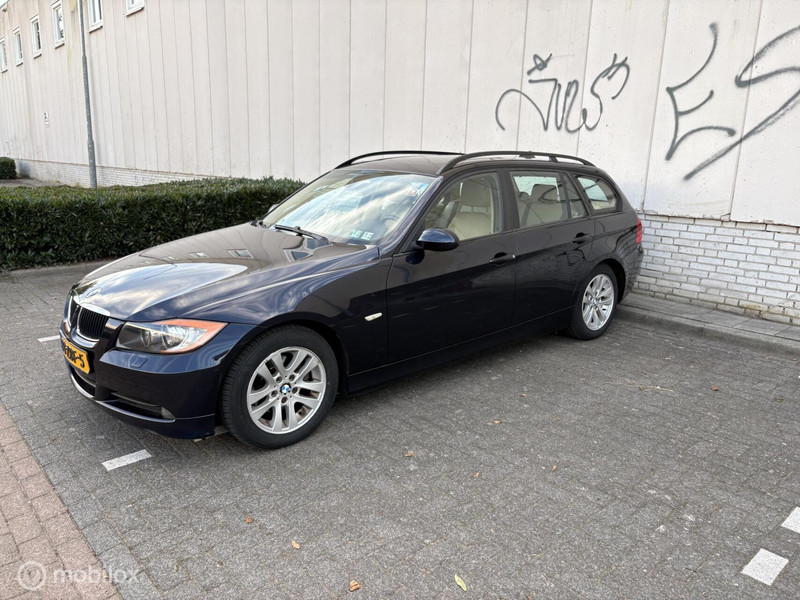 BMW 3-serie Touring 325xi High Executive
